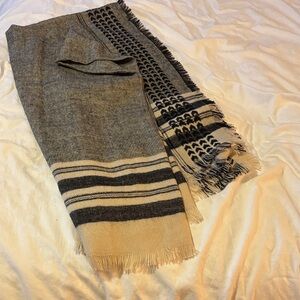 Mud Pie Black and Cream Patterned Scarf
